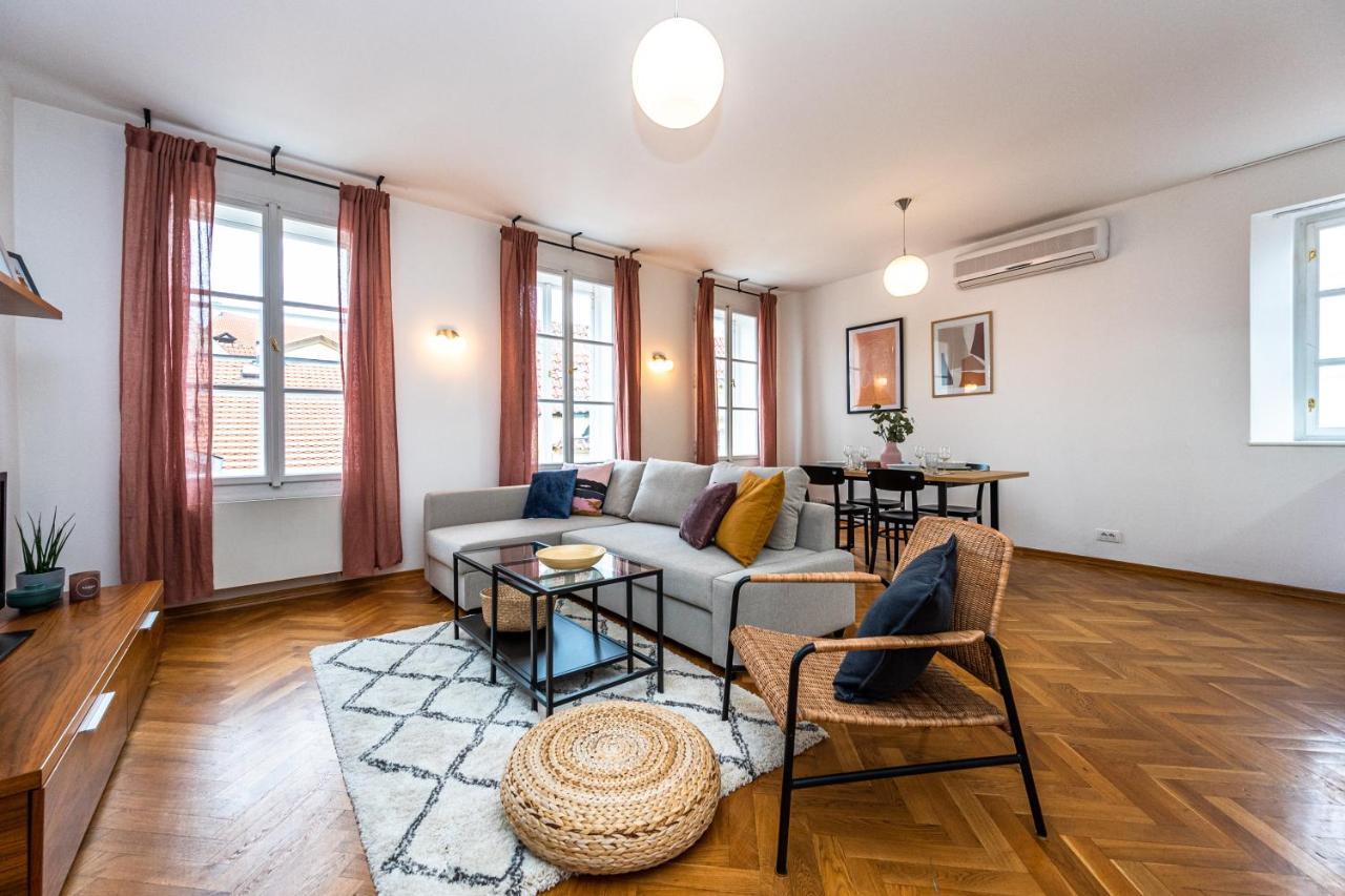 Charles Apartments In Old Town Prague Luaran gambar