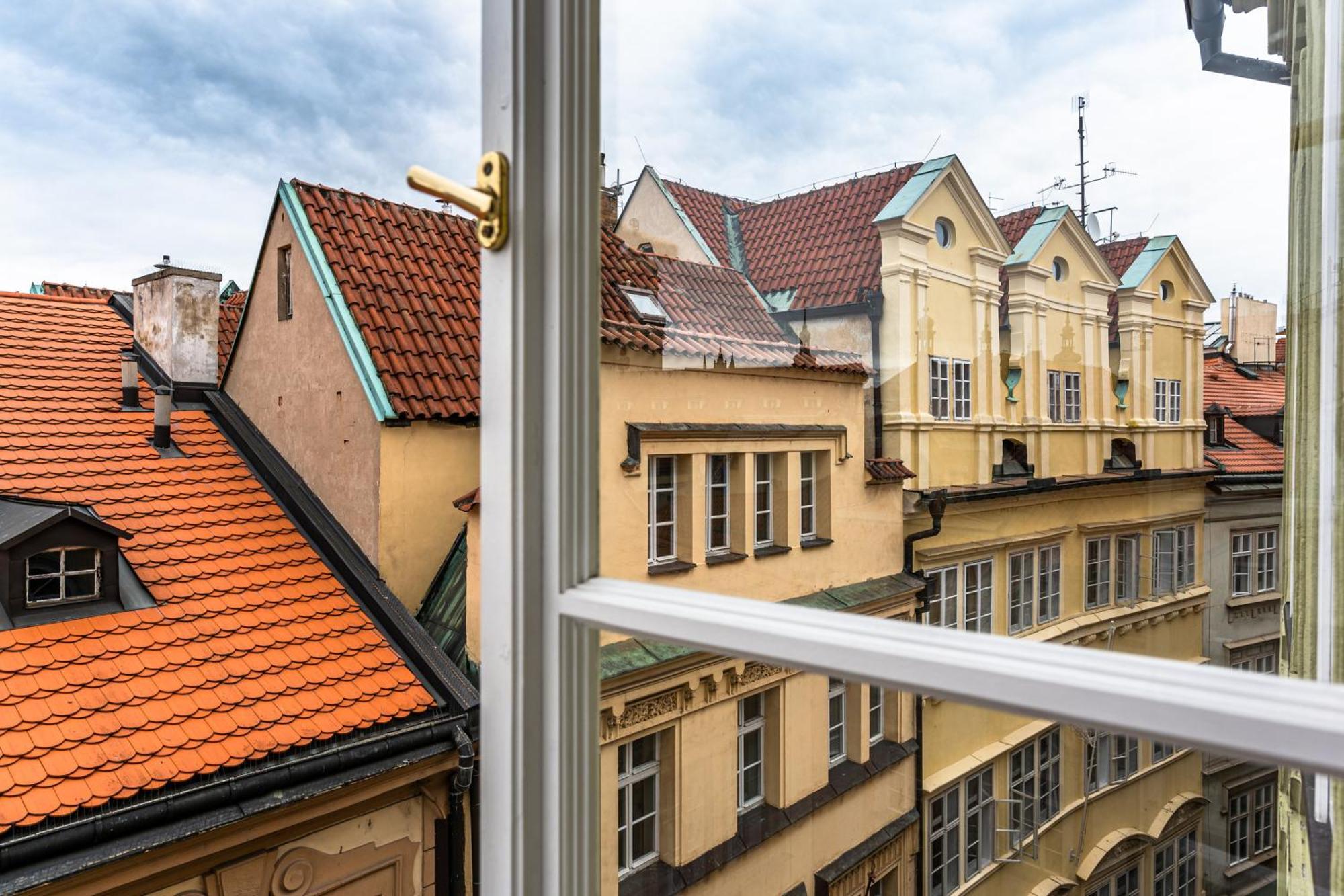 Charles Apartments In Old Town Prague Luaran gambar